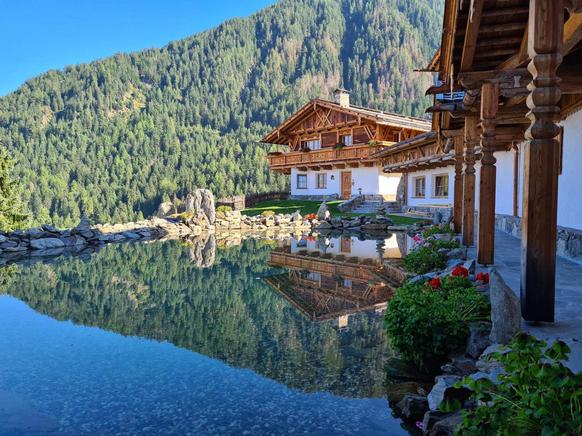 Chalets Almdorf Haidenberg Brunico Exterior photo